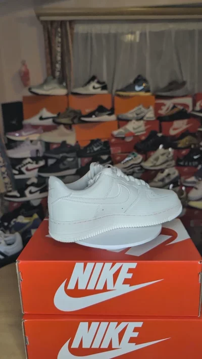 Nike Air Force 1 /Sail - UK 7 , 8 imagen 1