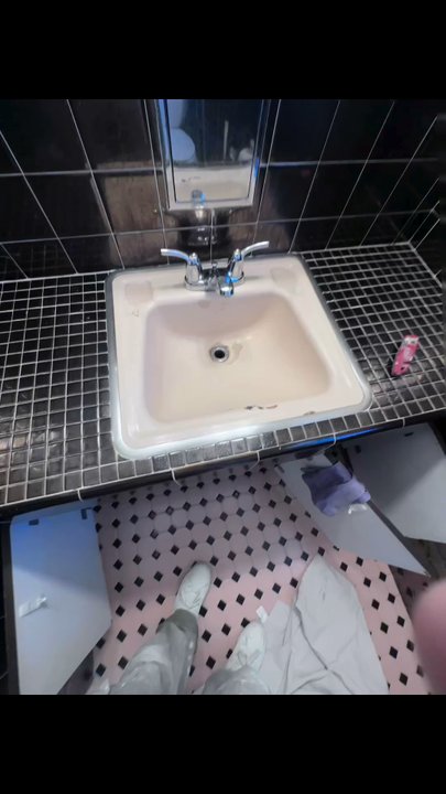 Mr Reglazer Guy - Time lapse of Frank restoring our vintage enamel sink (with custom color) - Refinishing Services Near Me - Upper Darby, Pennsylvania