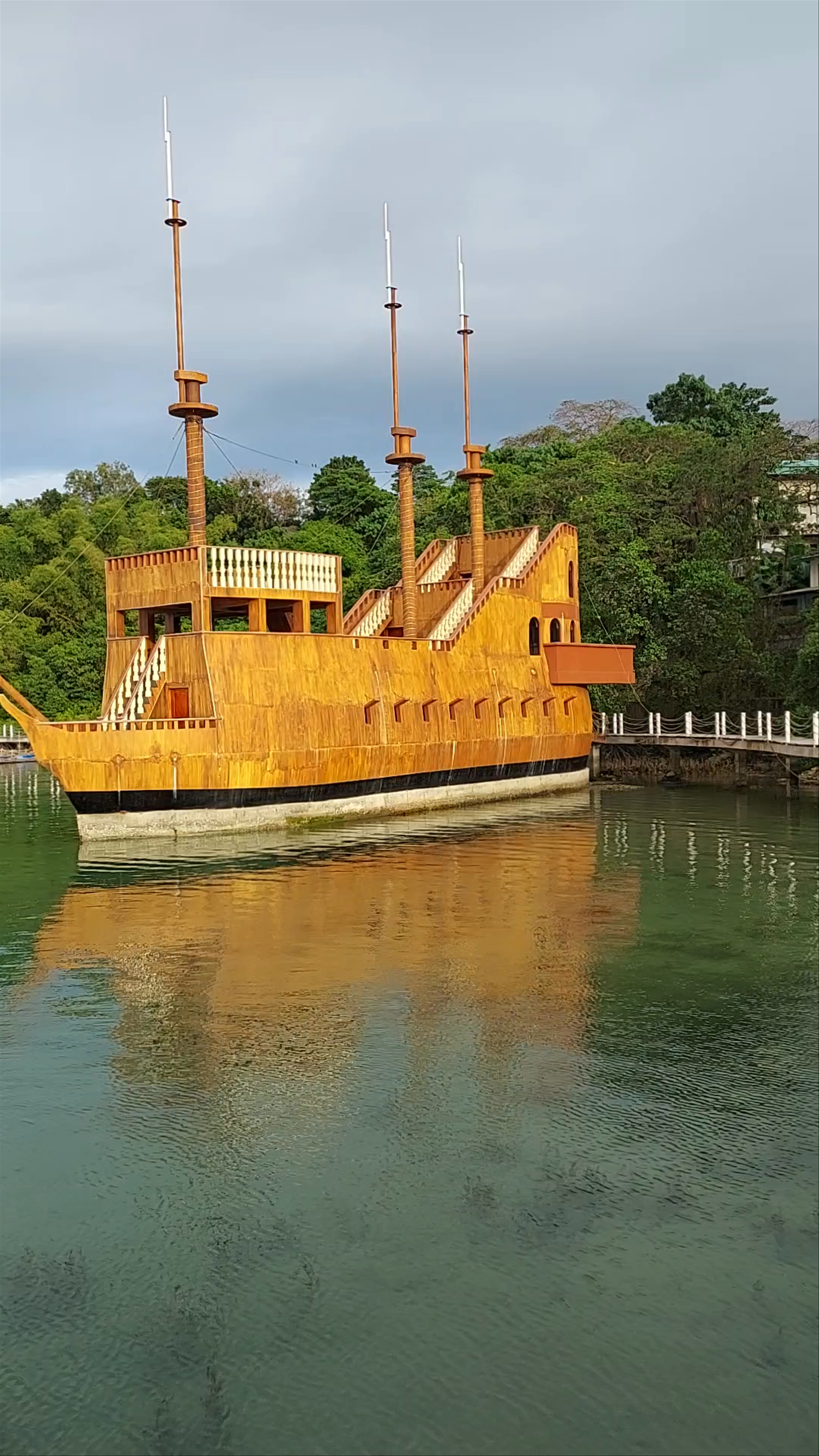 Muelle Puerto Galera Pier
