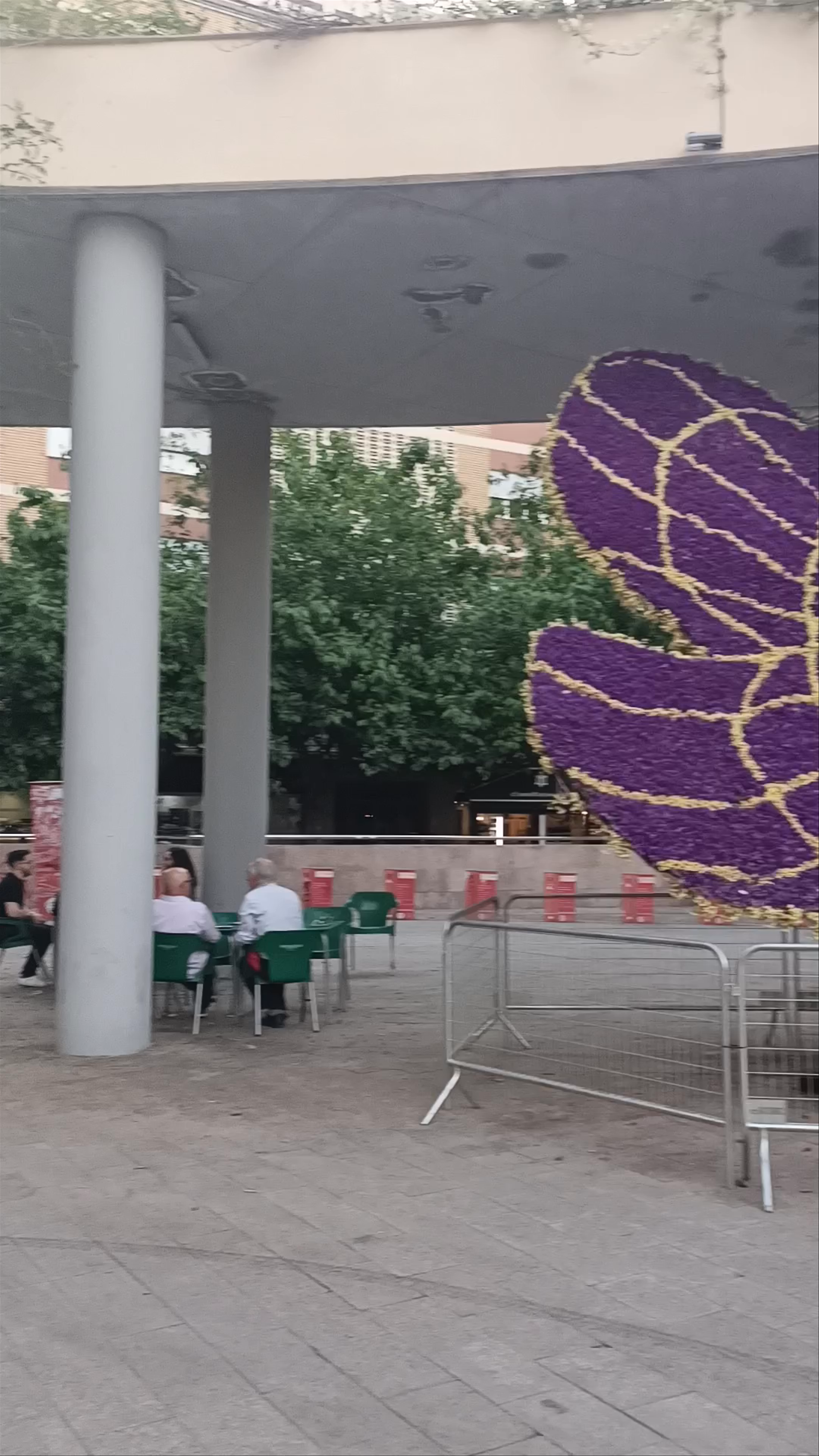Evening Social Vibes at Plaza de la Universidad, Murcia