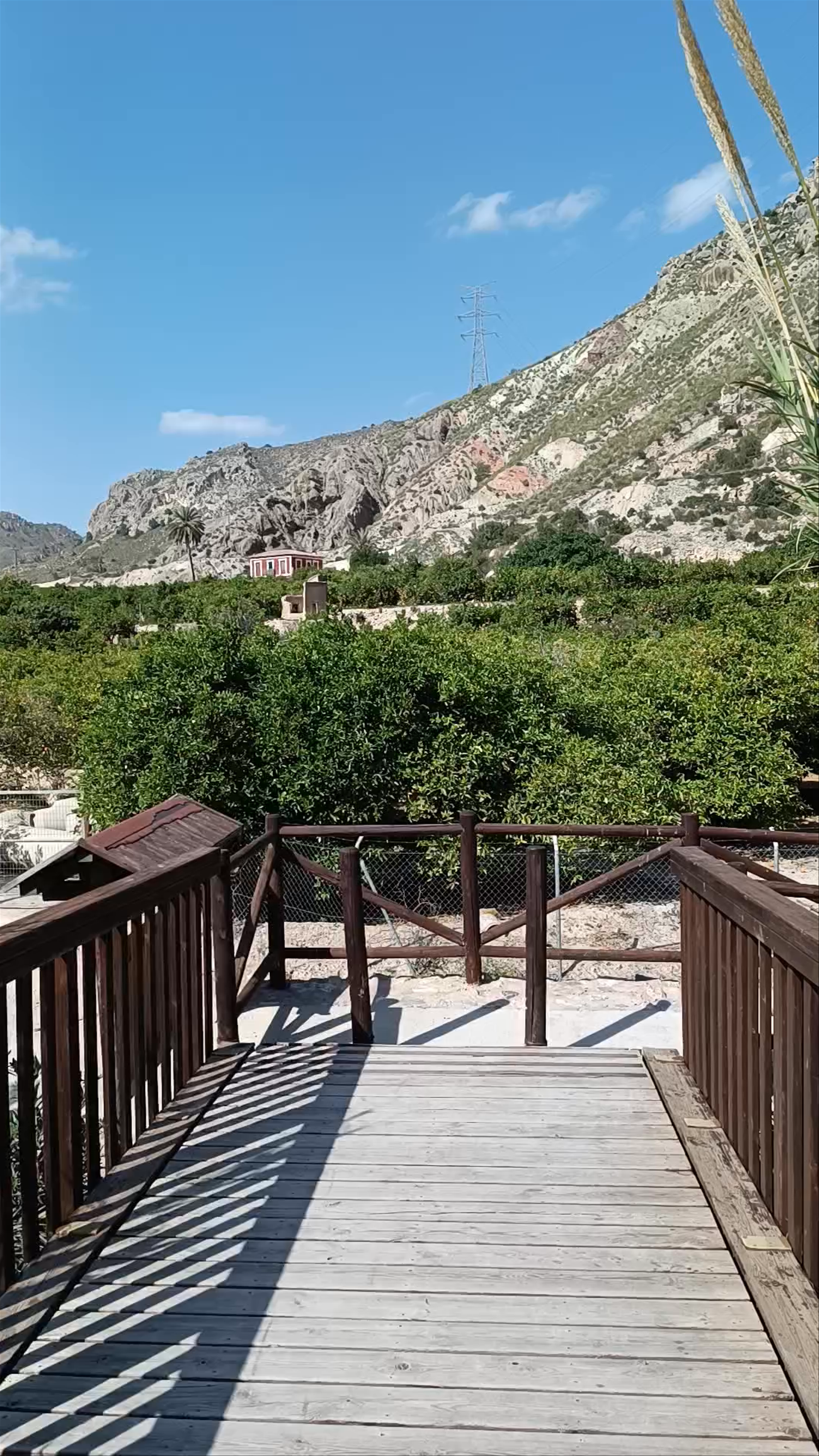Salto de la Novia: Enchanting Natural Retreat in Ulea, Spain