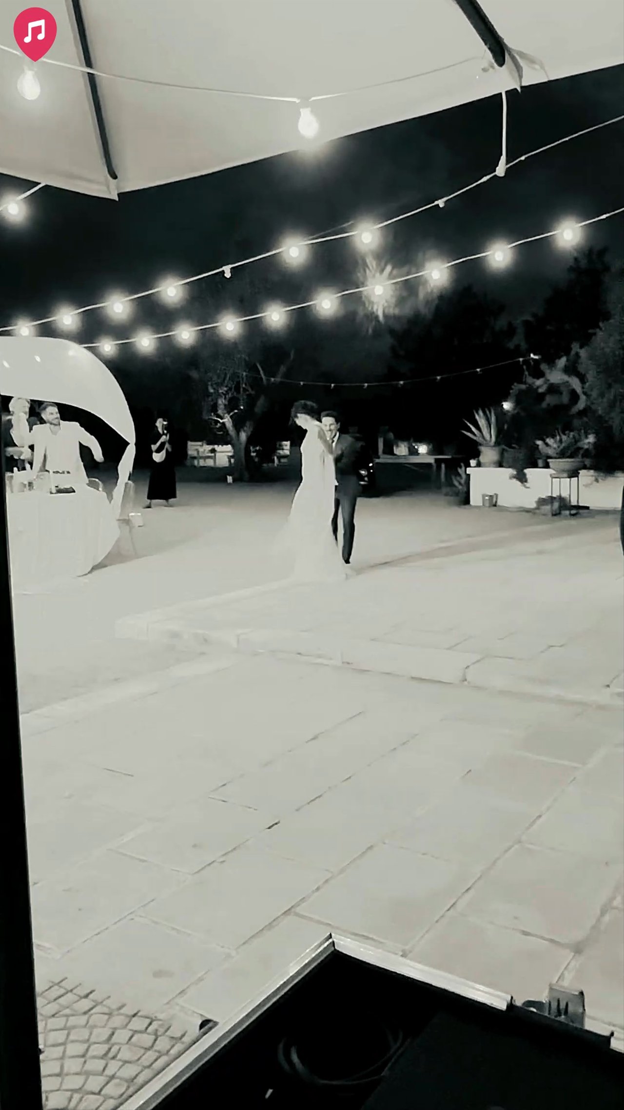 Neon Beats - Live Wedding - video