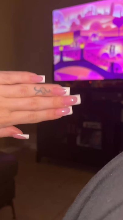 Oscar Nail Bar - Nail Salons Near Me - Clearwater, Florida