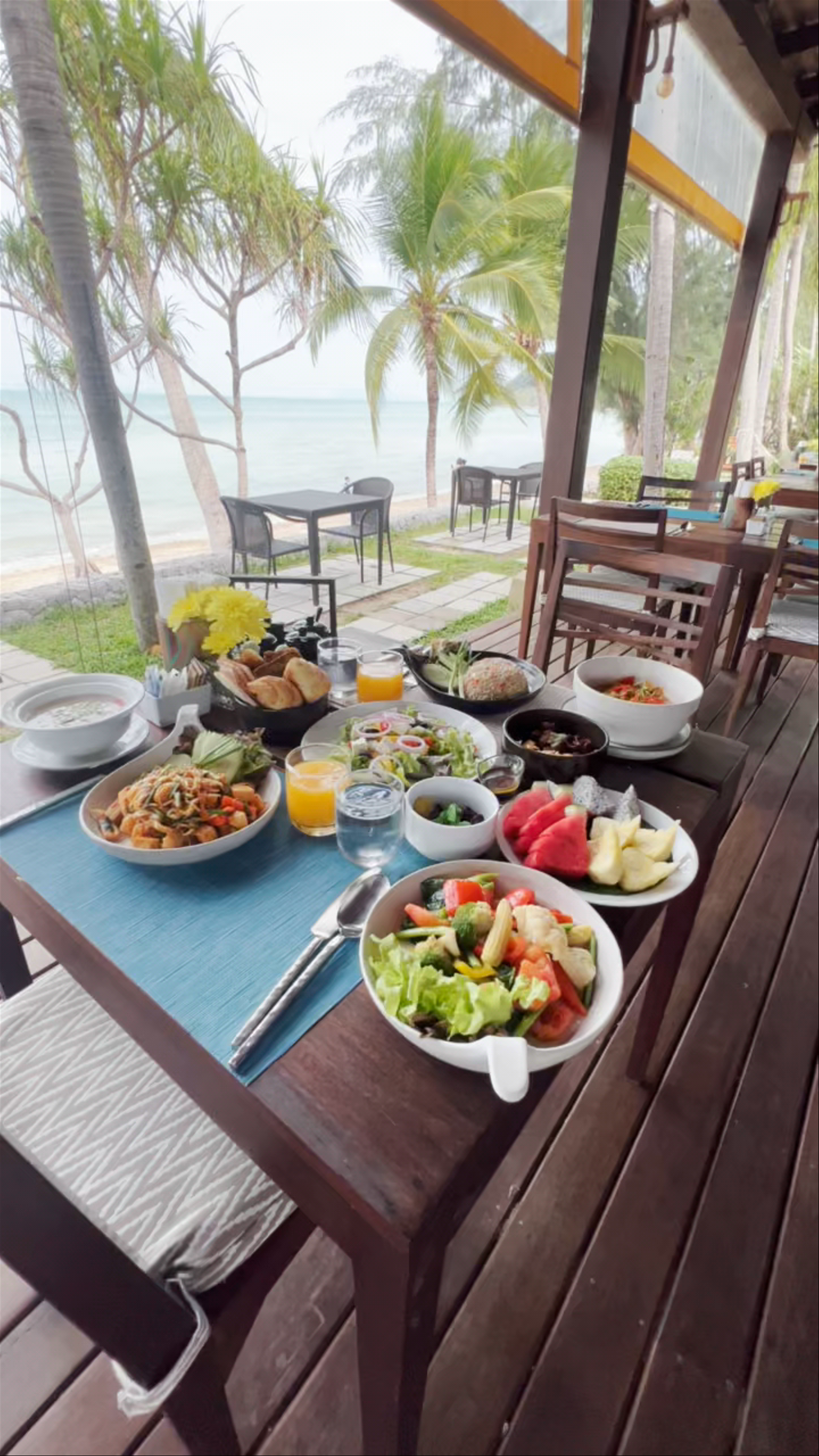 Seaside Breakfast at TUI BLUE The Passage, Ko Samui