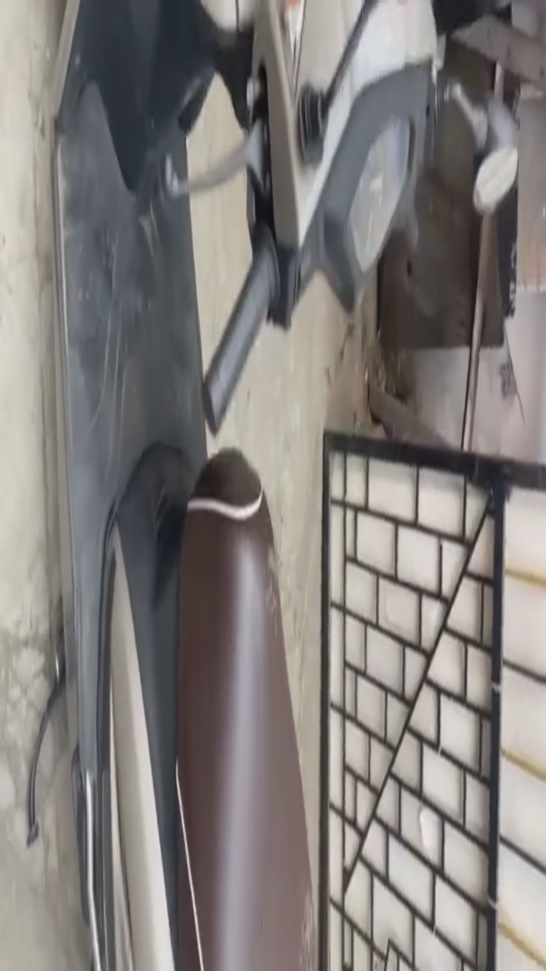 Walk-around video thumbnail
