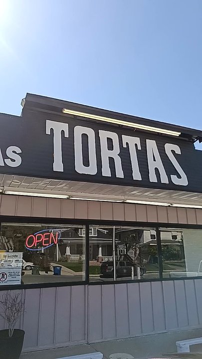 Aca Las Tortas - Mexican Near Me - Dallas, Texas