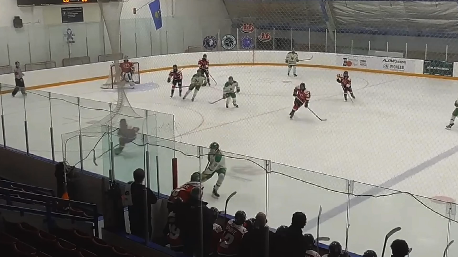 Beckem Goetz: U17 AAA Lethbridge Hurricanes Simple Chip By D For Scoring Chance