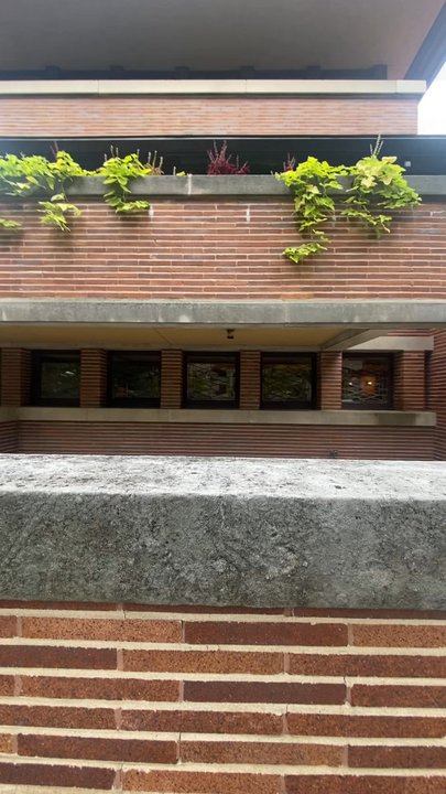 Frederick C Robie House - Even without paying the tour you can still see the outside. - Landmarks & Historical Buildings Near Me - Chicago, Illinois