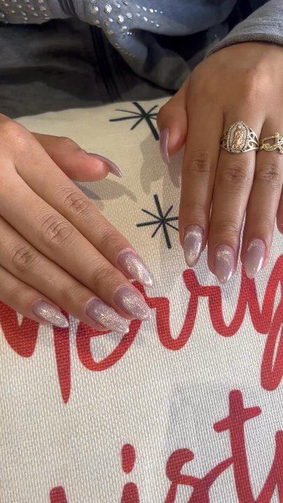 California Nails - Cat eye gel manicure - Nail Salons Near Me - Pasadena, California