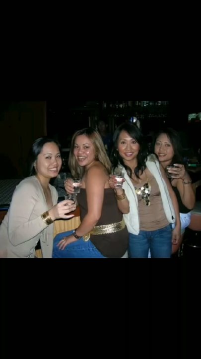 Waterfront Plaza - Yallz remember Restaurant Row's Studebakers then Ocean Club, Ocean's? Here's the Ladies of the Back Bar. Did my nails way back when at Regis - Shopping Centers Near Me - Honolulu, Hawaii
