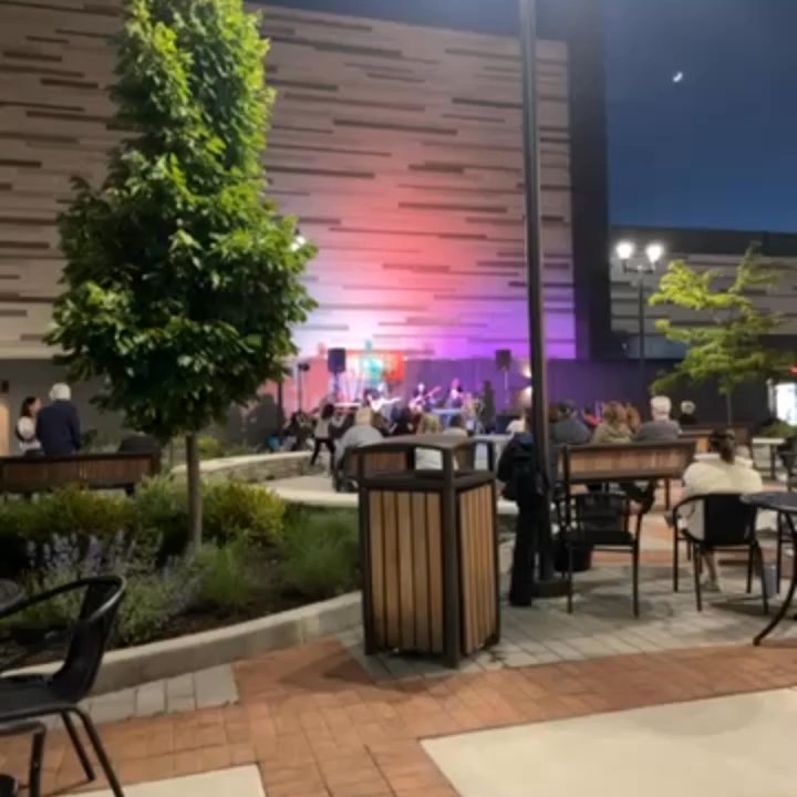 Wheeling Town Center - Complimentary music on Thursday. - Shopping Centers Near Me - Wheeling, Illinois