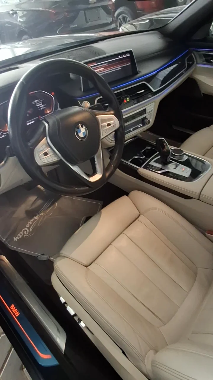 بي ام دبليو الفئة السابعة 730Li 2020