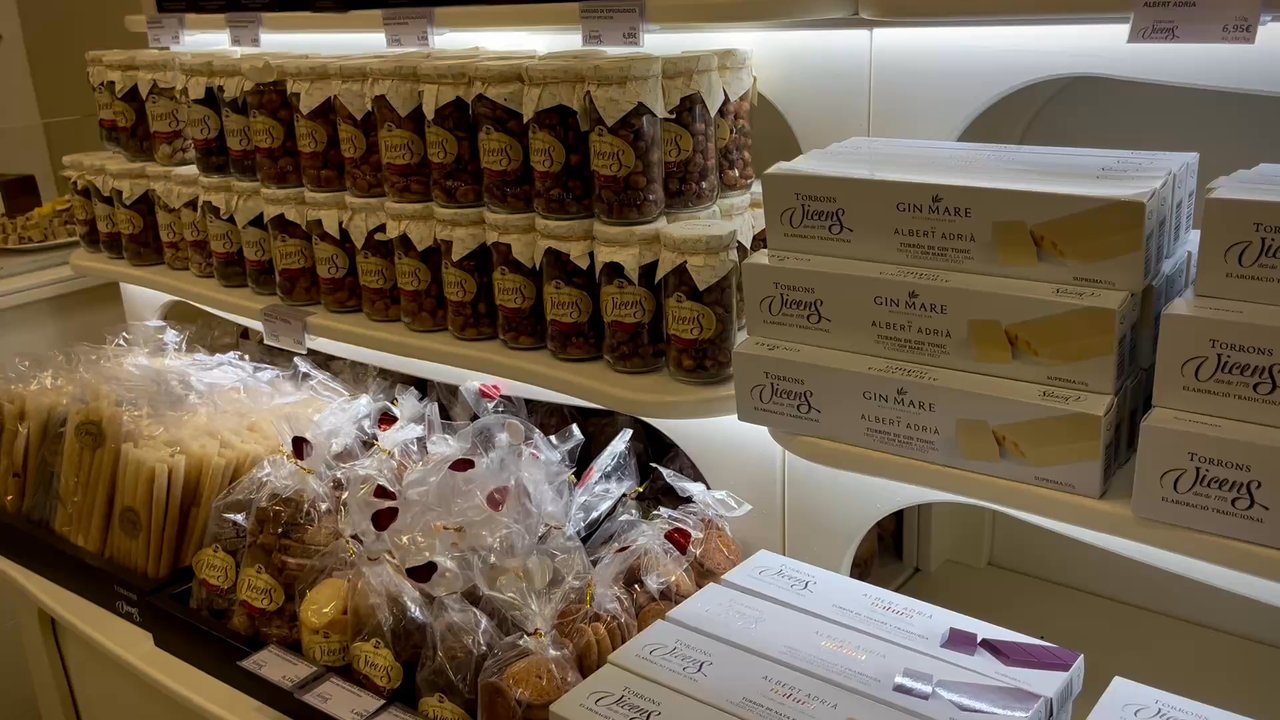 Torrons Vicens - Inside the store - Desserts Near Me - Madrid, M