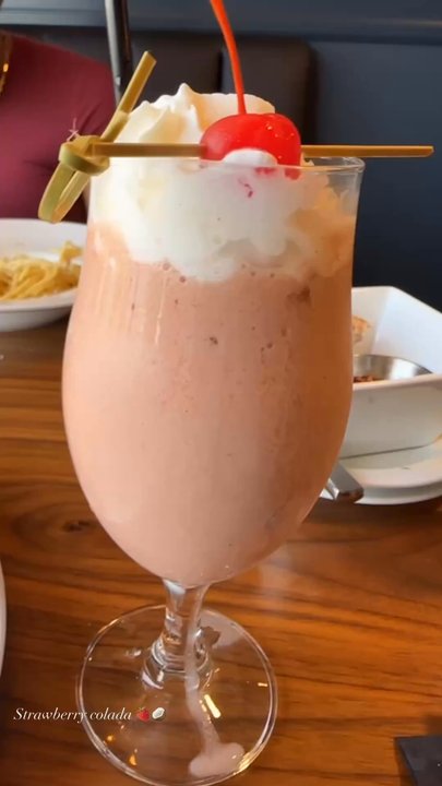 RiverRoom Restaurant - Strawberry Colada - Wine Bars Near Me - Windsor, Ontario
