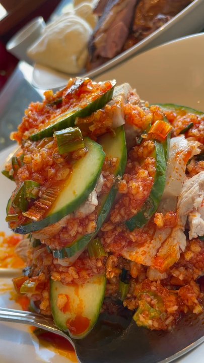 Chiang's Gourmet Restaurant - Sliced Sliced Pork W/Garlic Sauce, steamed whole fish, sautéed string beans, fried rice, baked cakes. - Dim Sum Near Me - Seattle, Washington