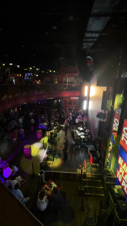 Ole Red - Live music - Bars Near Me - Nashville, Tennessee