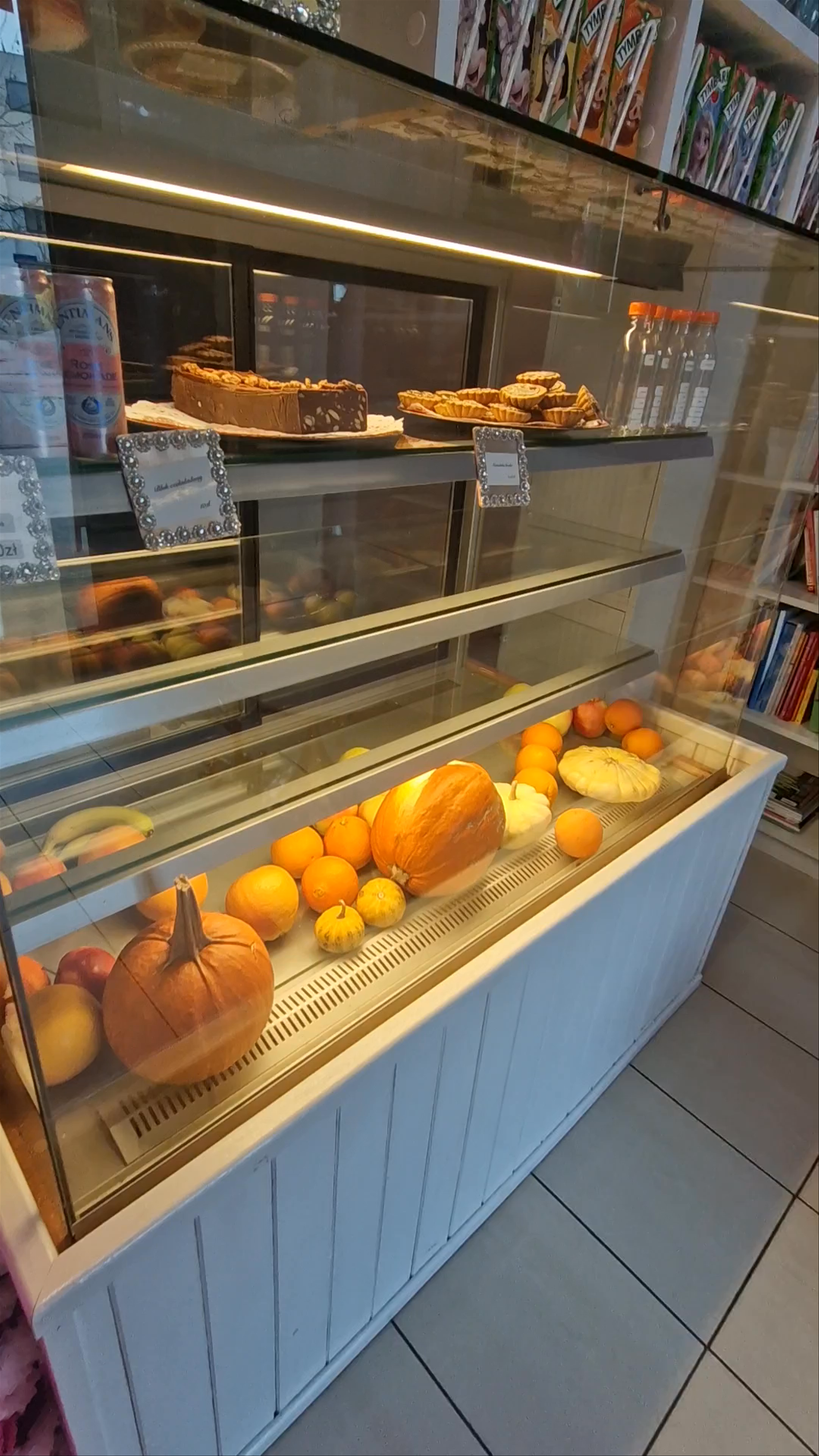 Sweet Moments at Słodkie Zacisze Cafe in Warsaw
