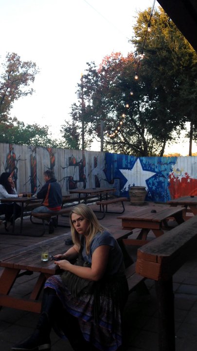 Bender Bar & Grill - Lounges Near Me - Austin, Texas