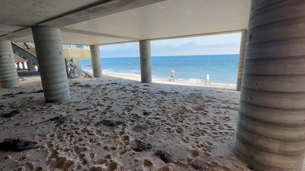 Amarillo Beach - Beaches Near Me - Malibu, California