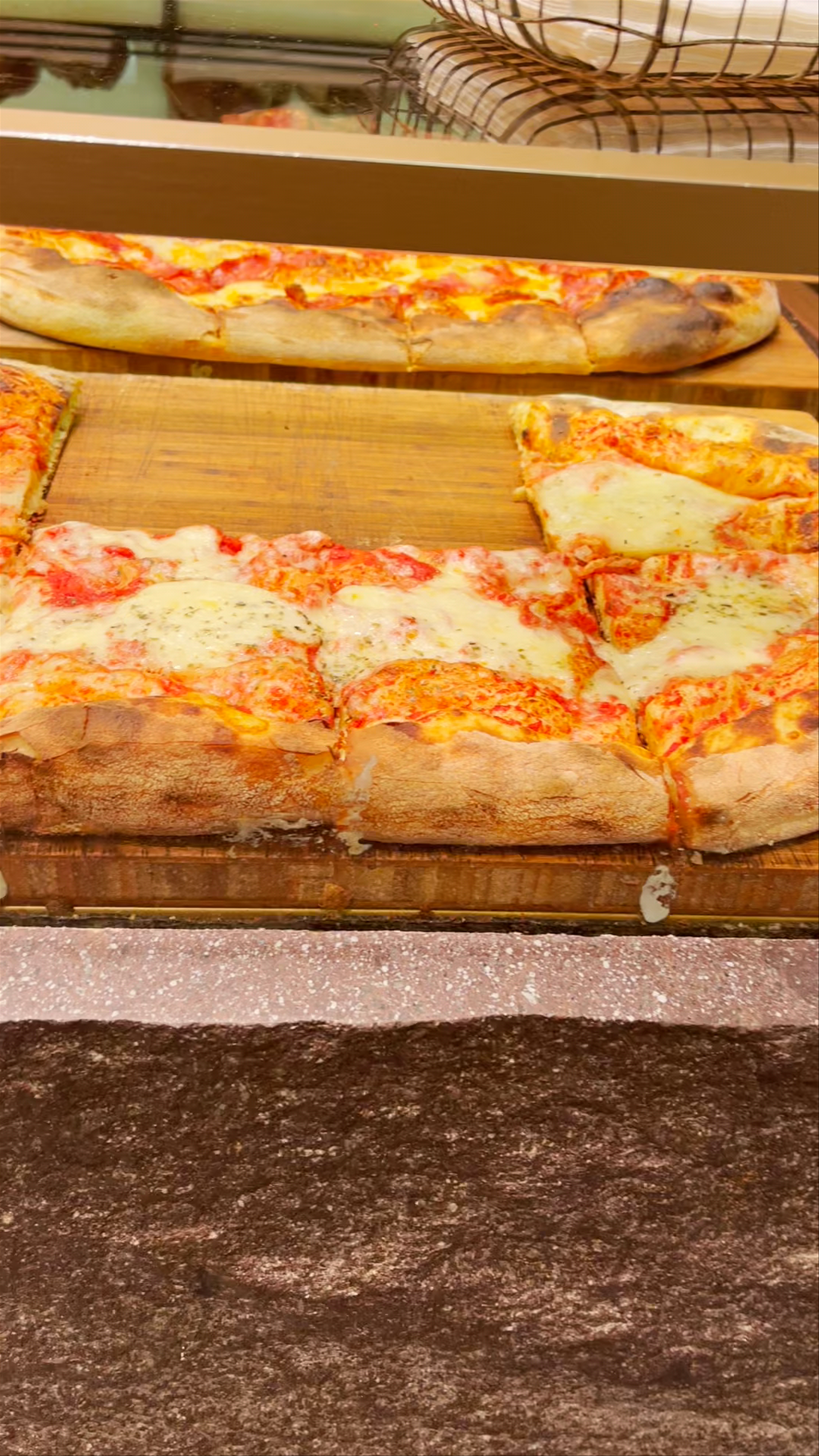Authentic Venetian Pizza Delights at Farini Bakery