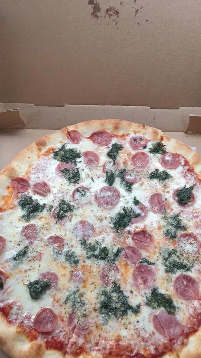 Sam's Pizza & Pasta - Canadian Bacon & Spinach Pizza - Pizza Near Me - Cedar Hill, Texas