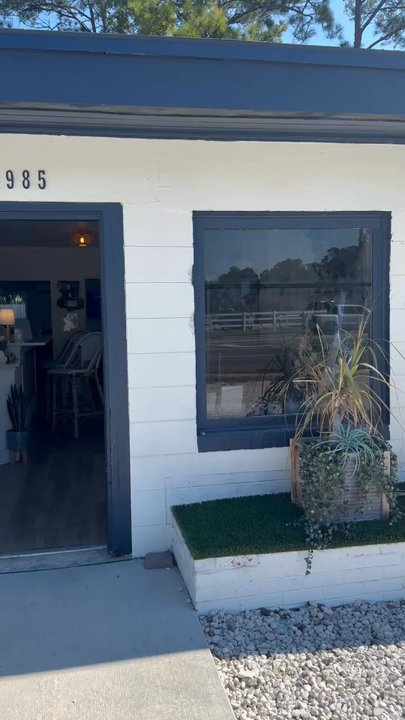 1985 Coffee - Neighborhood find - Coffee & Tea Near Me - Atlantic Beach, Florida
