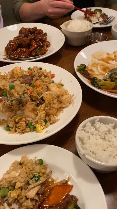 Suzi’s Chinese - Beef and broccoli, sesame chicken, fried rice - Chinese Near Me - Austin, Texas