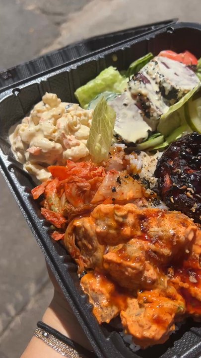 HanaPa'a 2 - ahi fever - Poke Near Me - Honolulu, Hawaii