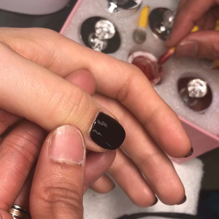 Couture Nails and Spa - CHROME NAILS - Nail Salons Near Me - Seattle, Washington