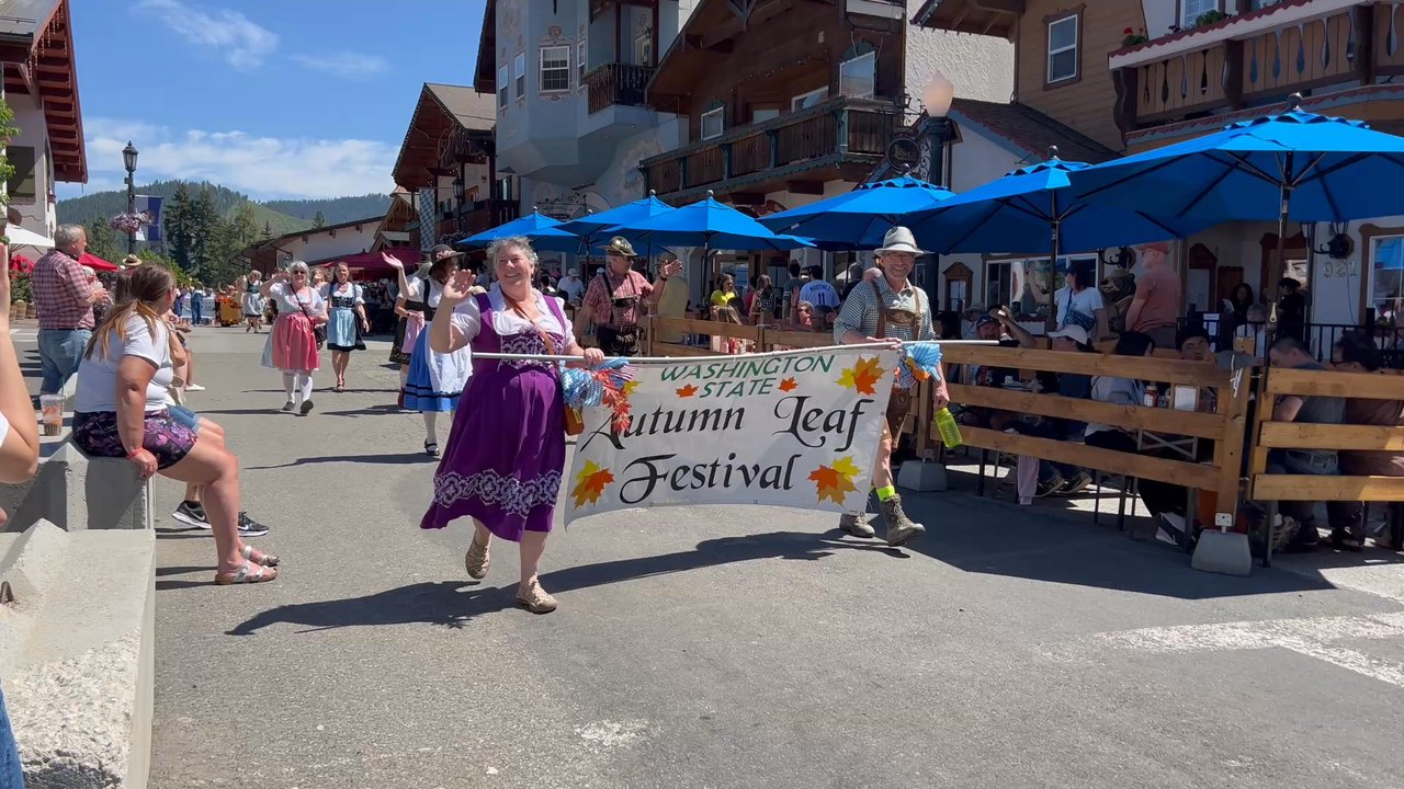 Stein - Autumn Leave Festival - Beer Bar Near Me - Leavenworth, Washington