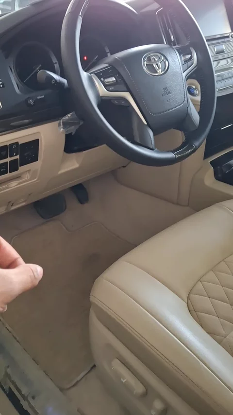 تويوتا لاندكروزر GXR5 2020