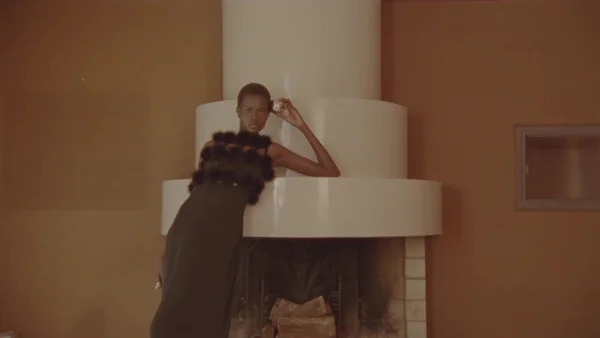 Givenchy - © Artlist