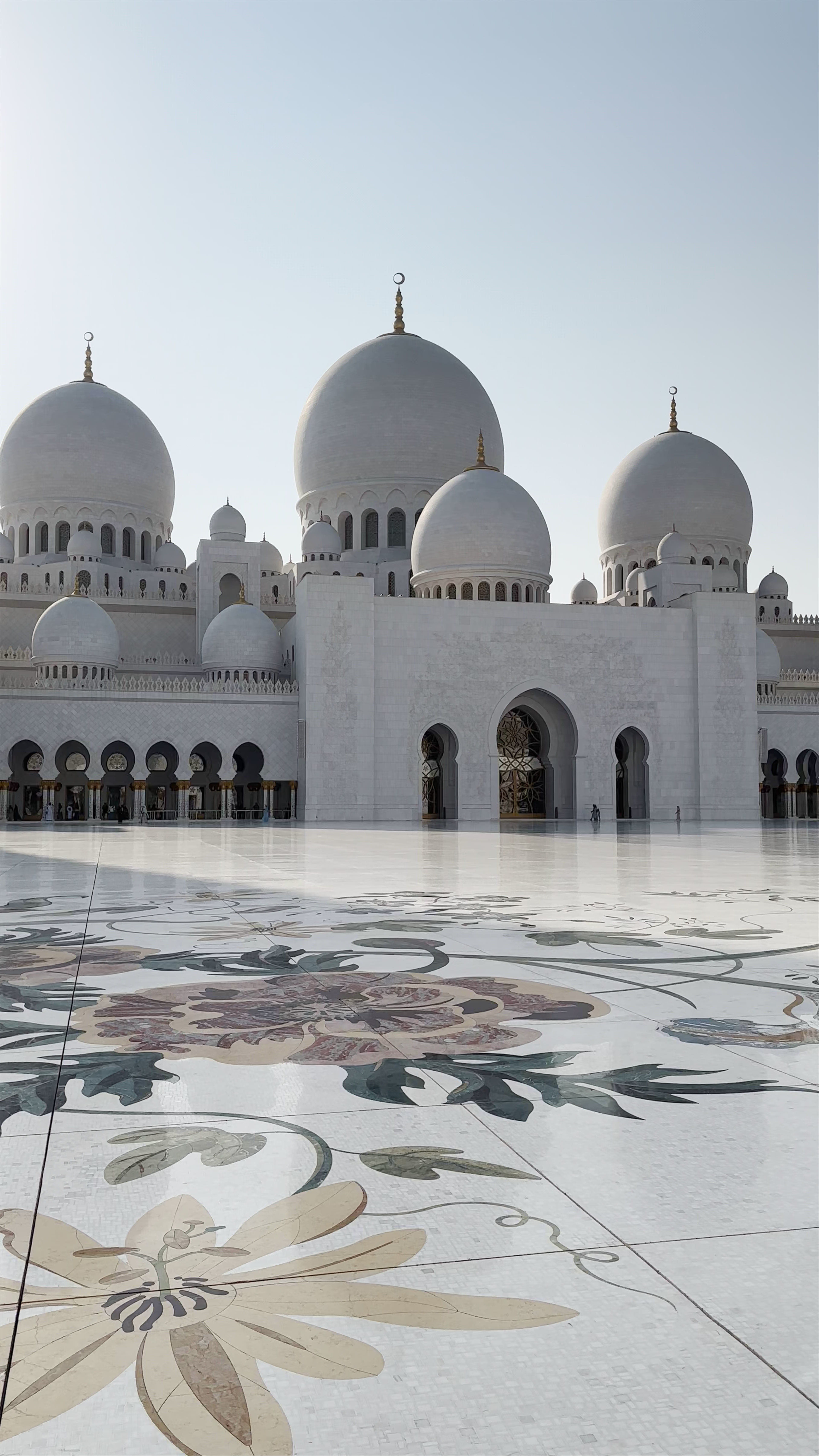 Sheikh Zayed Grand Mosque - Abu Dhabi - United Arab Emirates