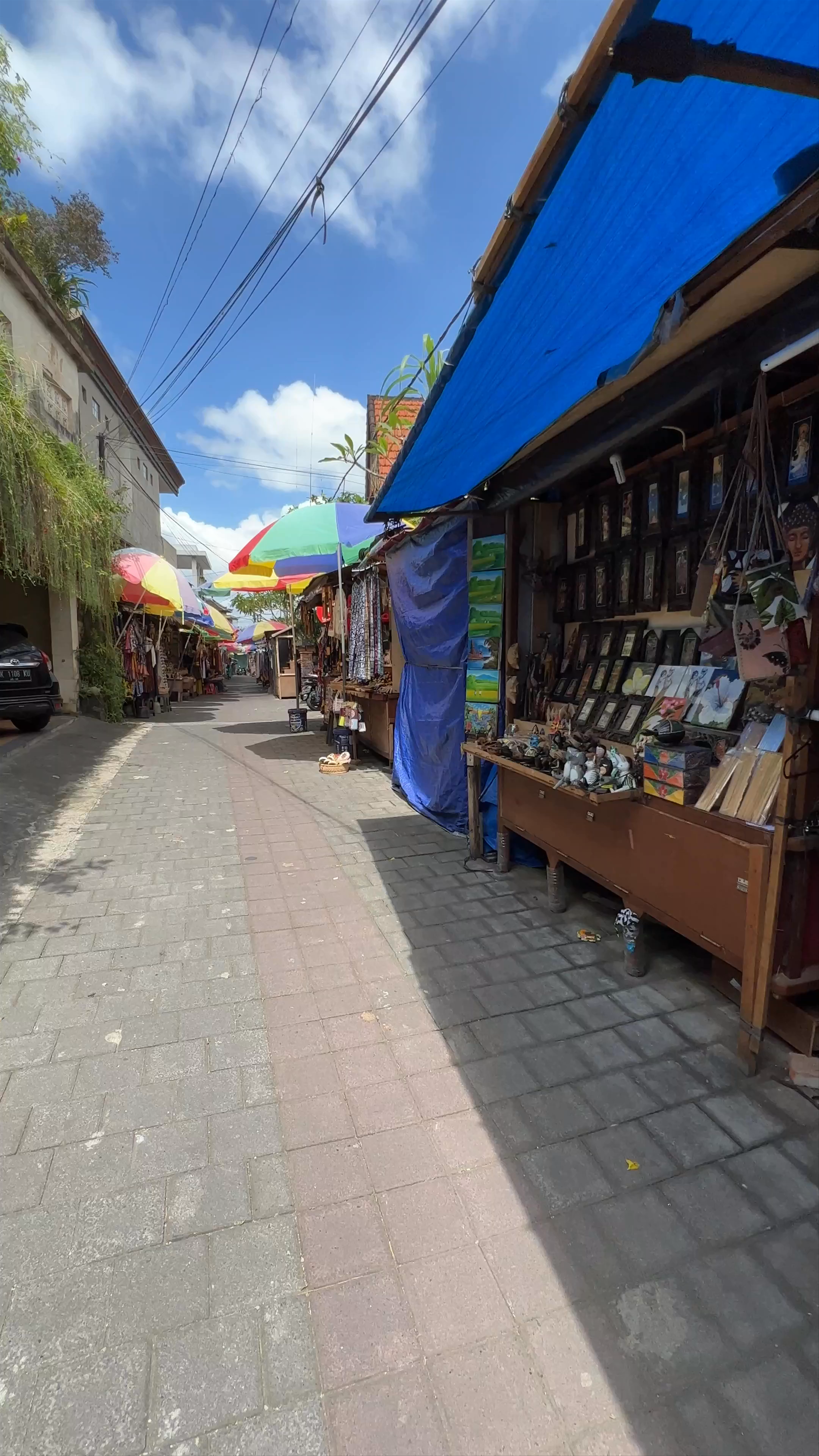 Prianka Ubud Art Market: Vibrant Craft Stalls in Bali's Cultural Heart