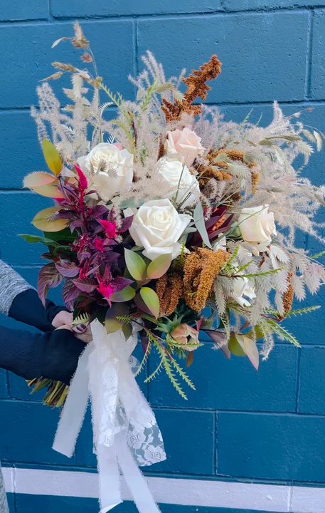 Chicken Creek - Wedding bouquet - Accessories Near Me - Shawnee, Kansas