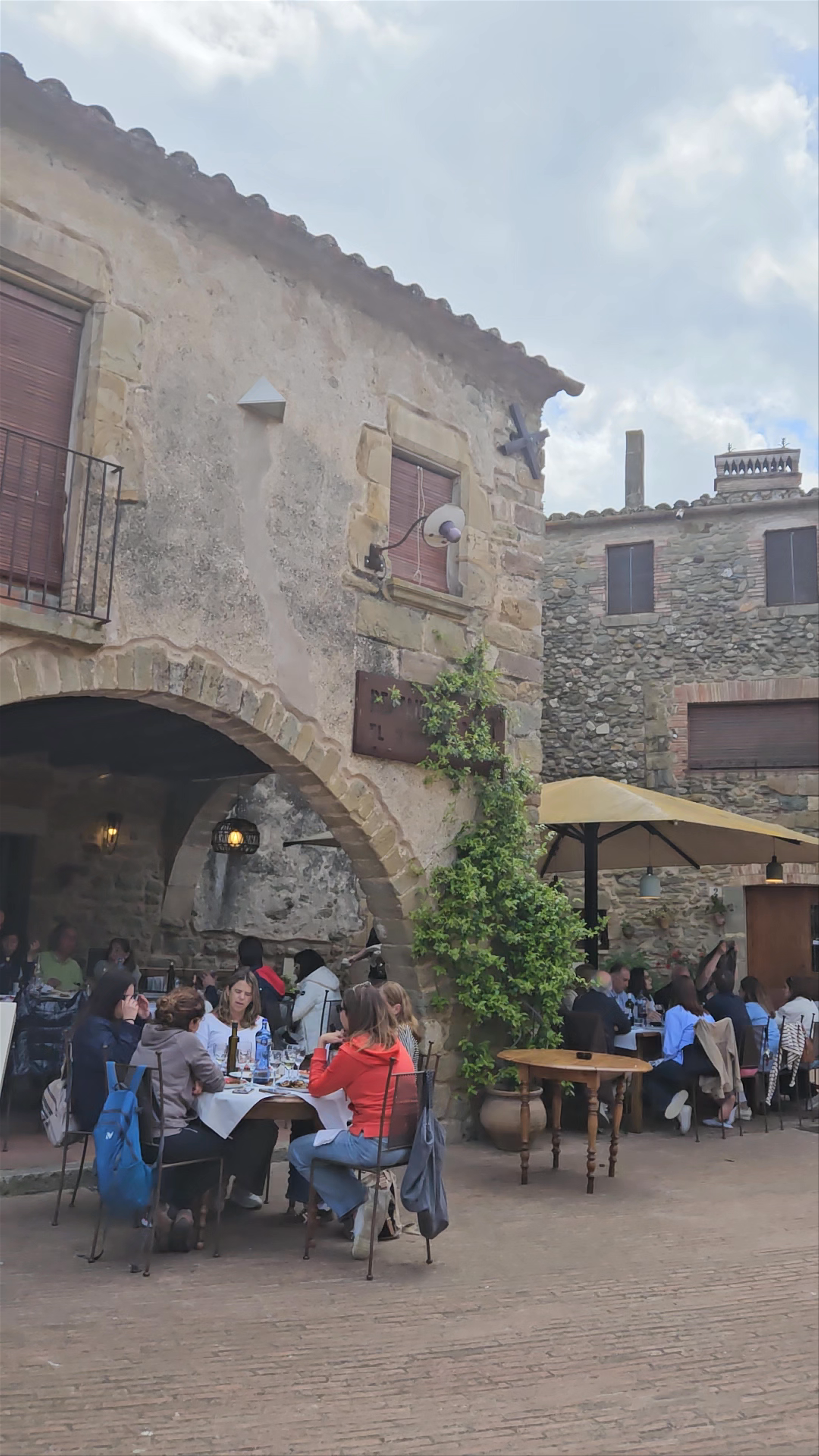 La Neta de Ca l'Arcadi | Bar-Restaurant Monells