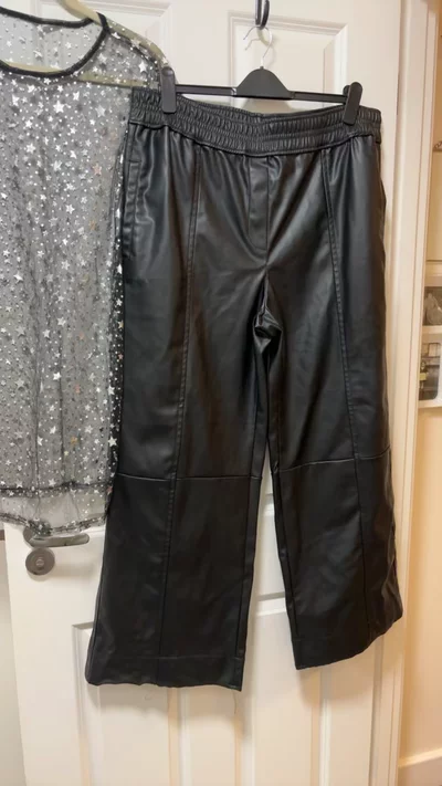 Next Outfit Set 18  faux leather wide leg  imagen 1