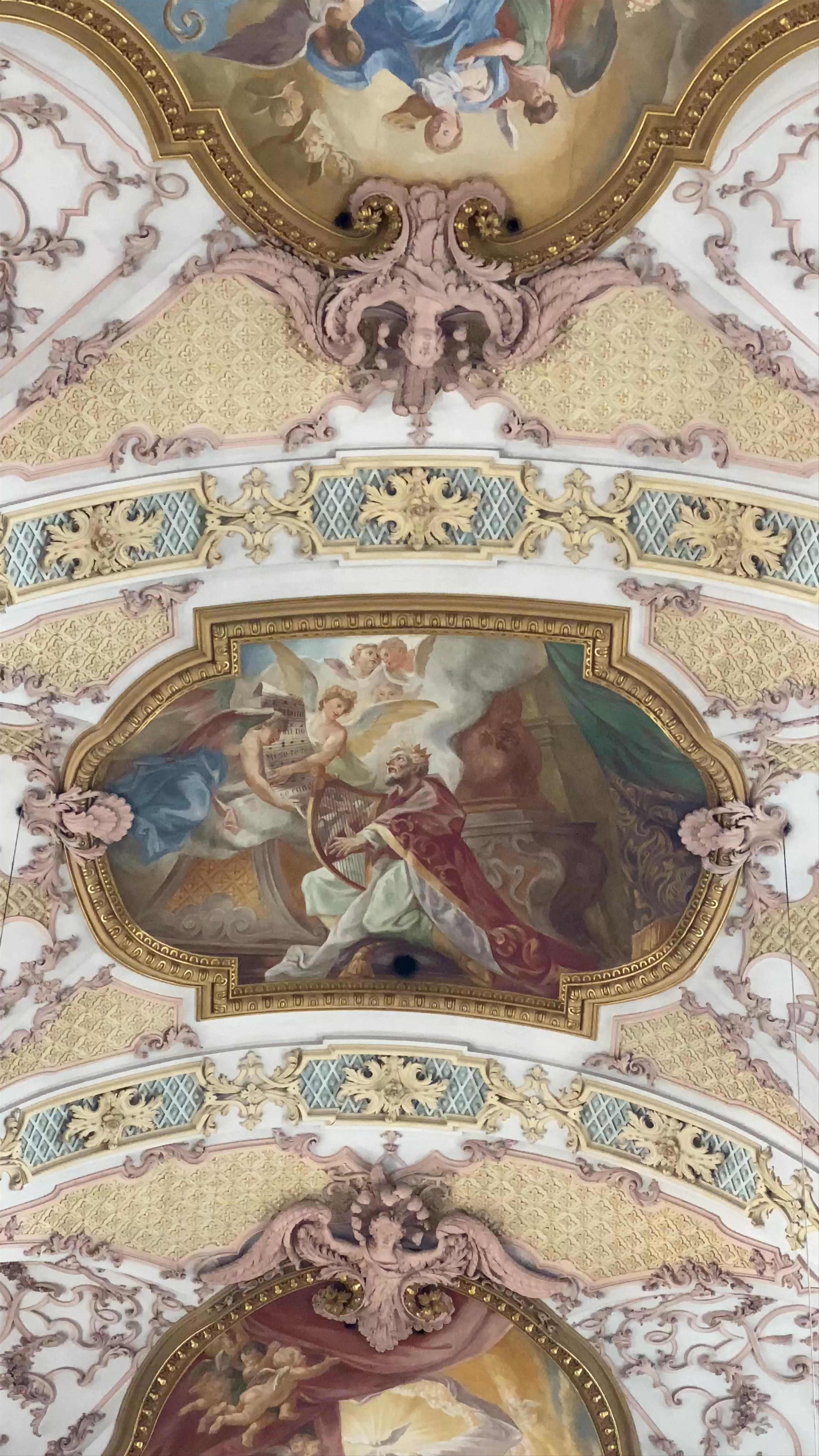 Heilig Geist Church: Baroque Art and Frescoes in Munich-Altstadt-Lehel