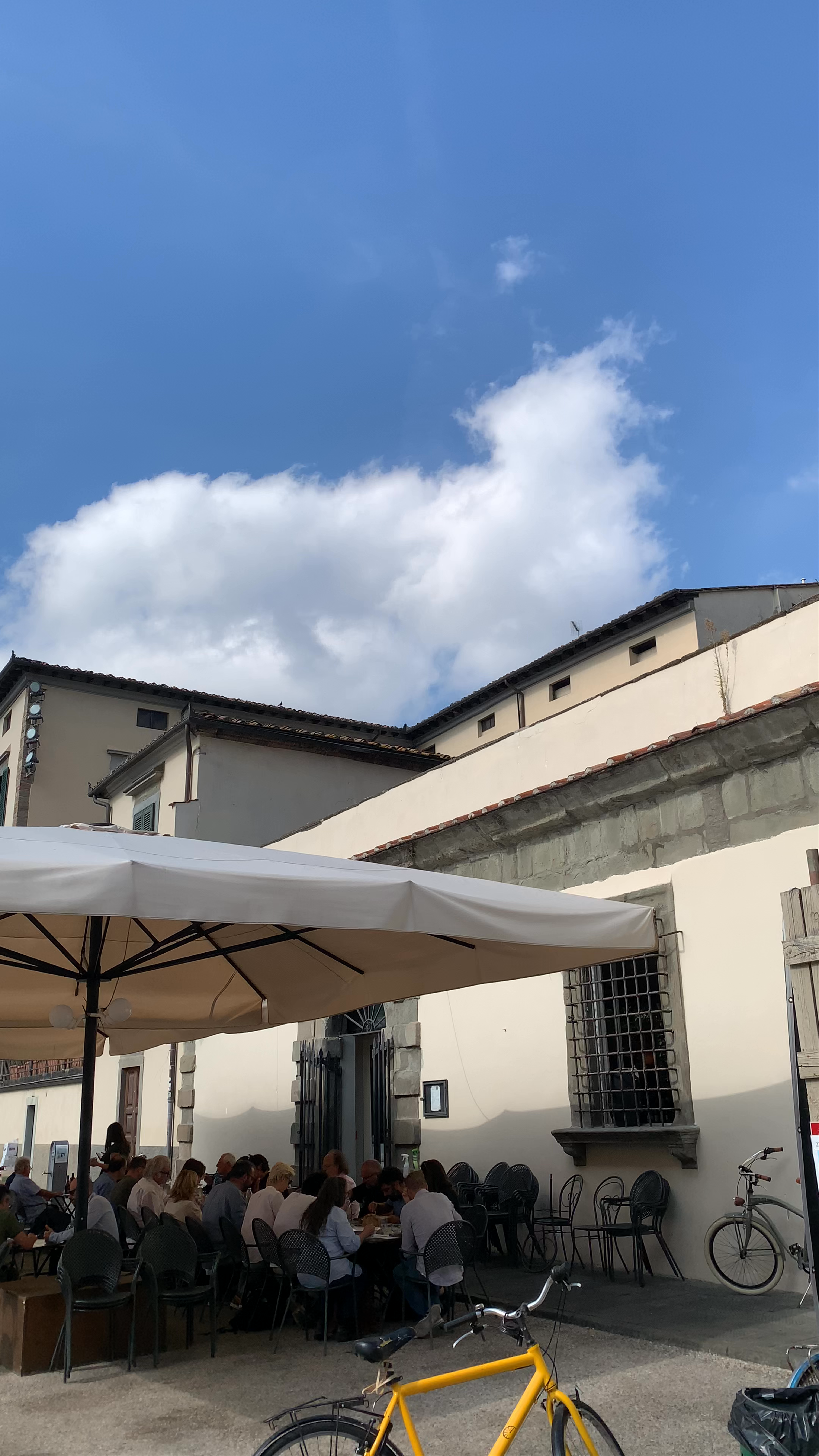 Piazza Santa Maria Foris Portam