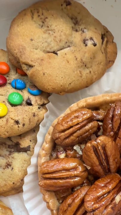 La Bonne Bouchee - Bakeries Near Me - Saint Louis, Missouri