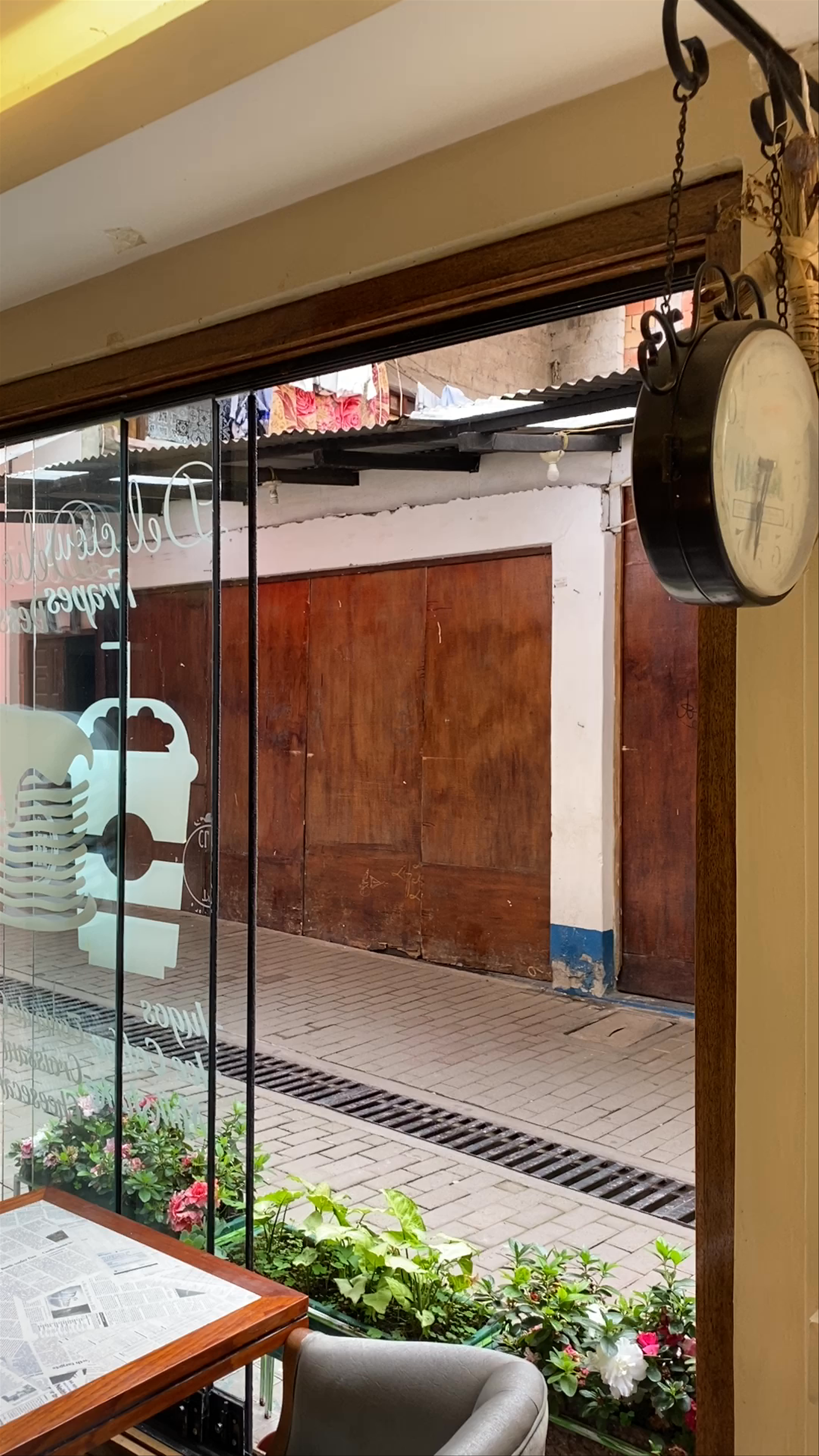 Ollantay Café: Cozy Retreat in Aguas Calientes, Peru