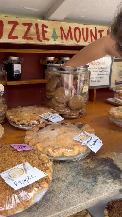 Puzzle Mountain Bakery - Pies, cookies, and jams oh my! - Bakeries Near Me - Newry, Maine