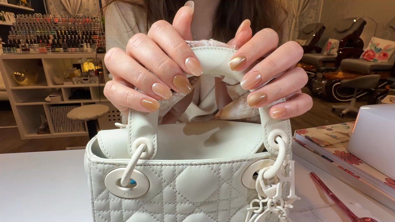 The Fifteenth Nails Spa - Nail Salons Near Me - Shoreline, Washington