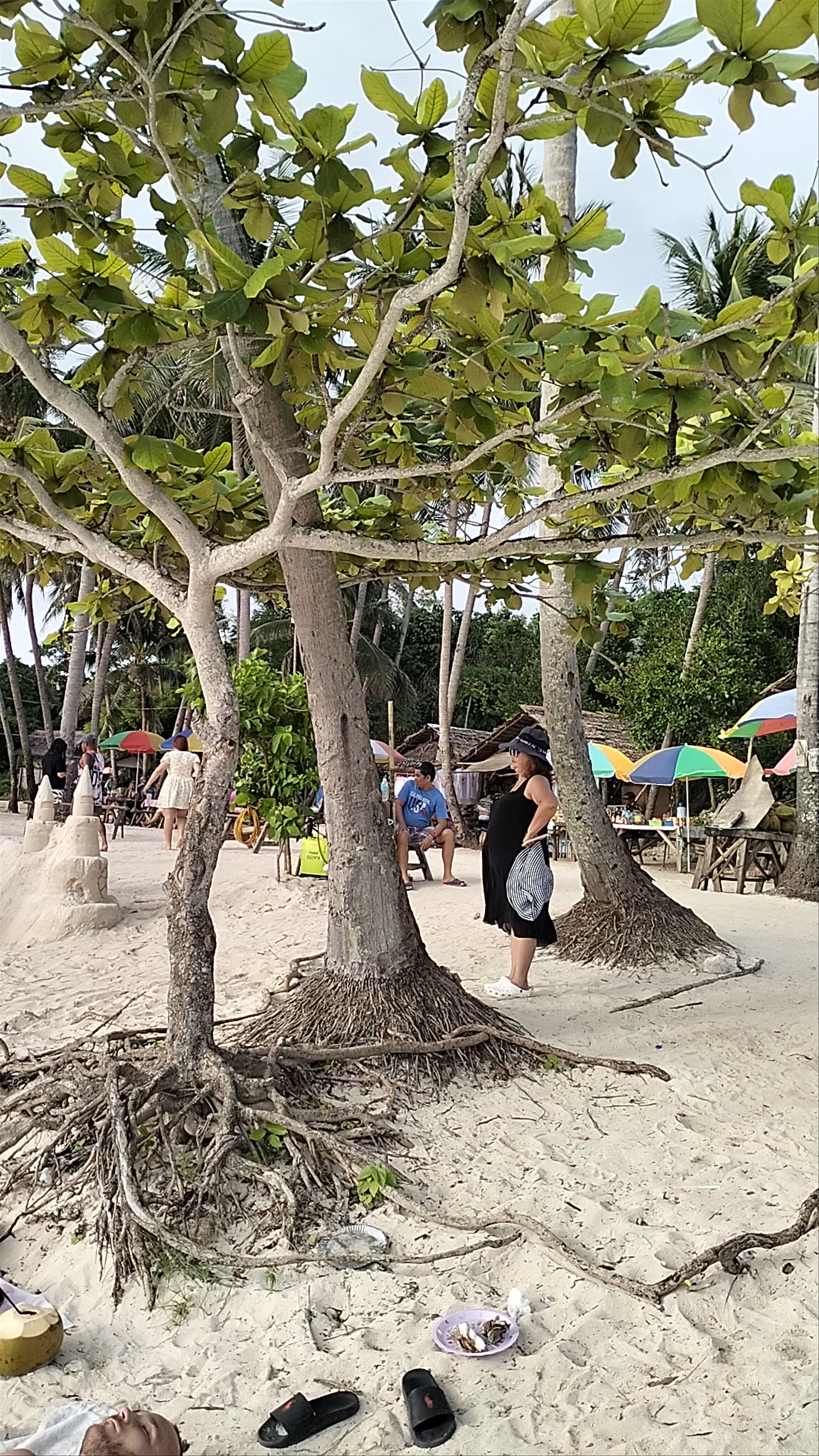 MeJu Beach: Serene Coastal Bliss in San Juan, Siquijor