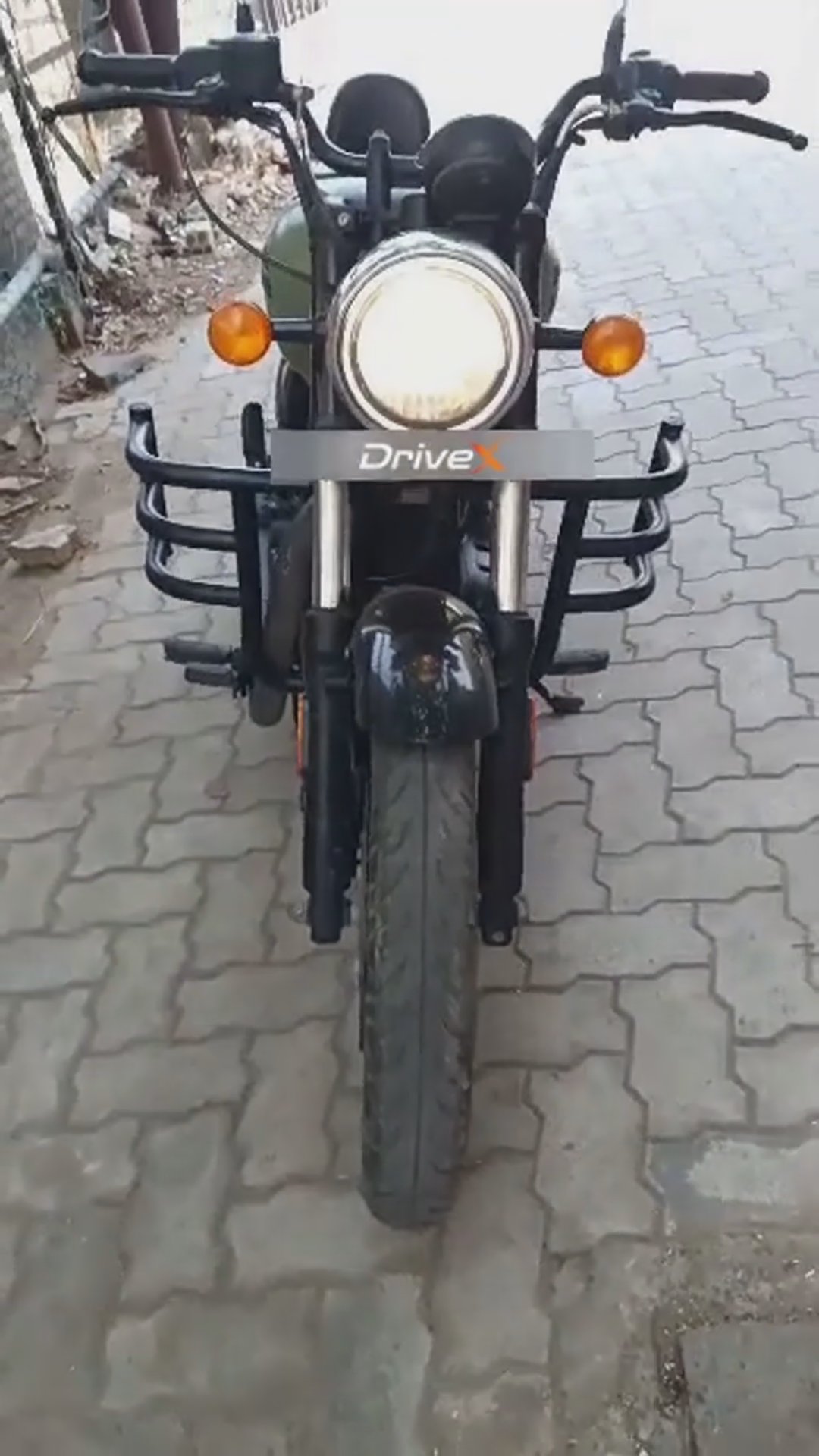 Walk-around video thumbnail