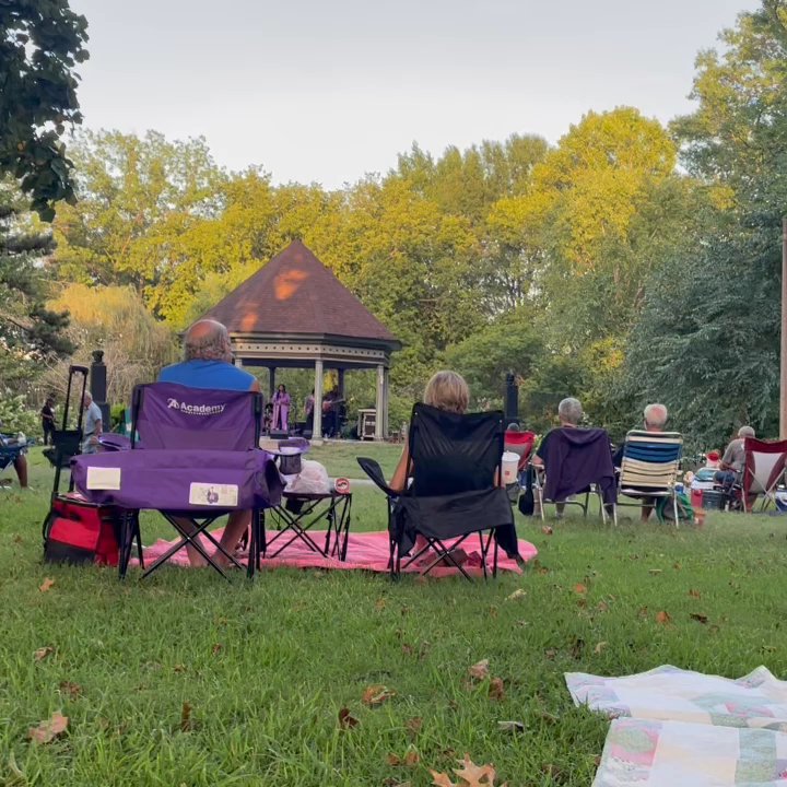 Lafayette Park - Parks Near Me - Saint Louis, Missouri
