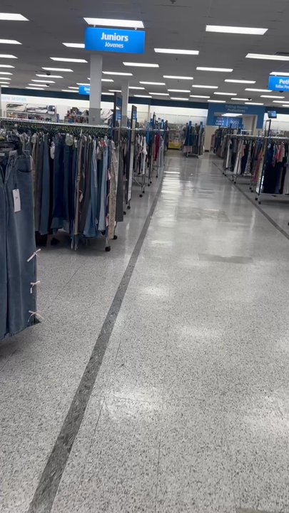 Ross Dress for Less - 07/15/25- 0927 - Department Stores Near Me - Long Beach, California