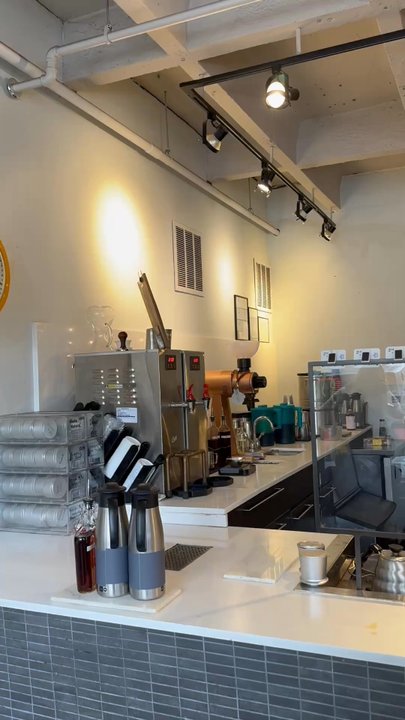Intelligentsia Coffee - Interior - Coffee & Tea Near Me - Chicago, Illinois