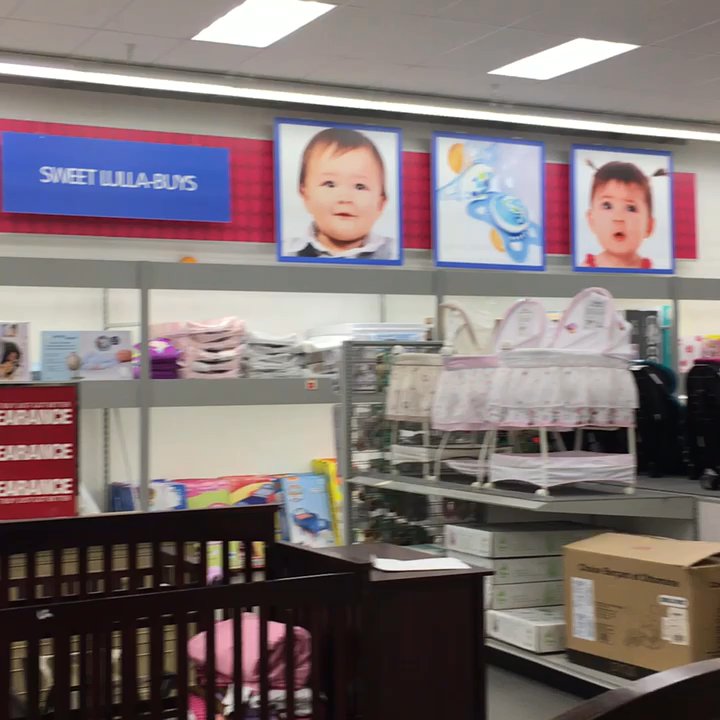 Burlington - Super huge & clean! Wow - Department Stores Near Me - Everett, Washington