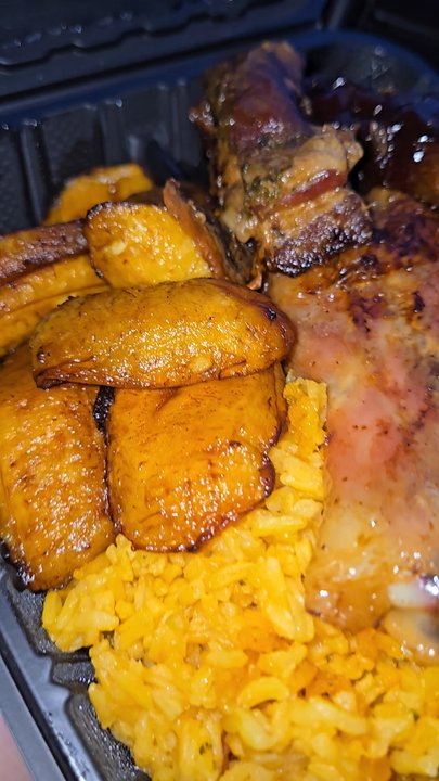 Las Delicias - The photo wasn't the best but this video saved the day. Delicious, fresh food. - Caribbean Near Me - Syracuse, New York